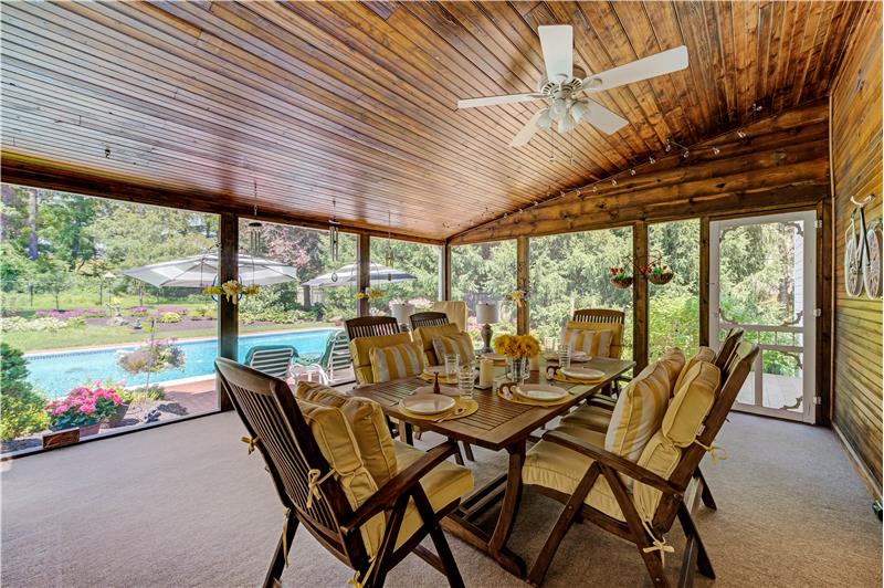 635 Thomas Jefferson, Wayne, Enclosed Sunporch