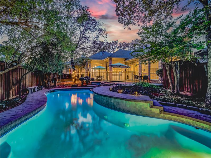 This outdoor pool and spa is absolutely perfect for entertaining guests!