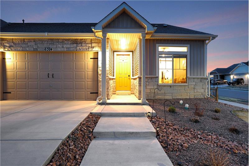 Sunset Views of Pristine, Airy Rancher in 55+ Community in Banning Lewis Ranch