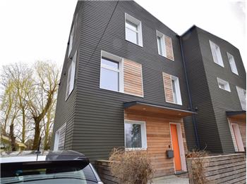 Primary listing photos for listing ID 537879