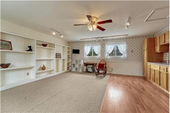 Adjacent versatile Craft Room.
