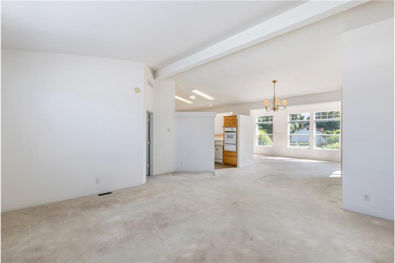 Living Room/Dining Room