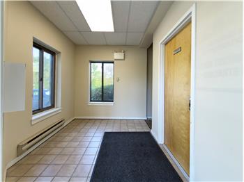 651 Swedesford Rd - Indoor entrance