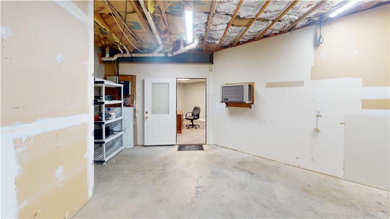 651 Swedesford Rd - Warehouse