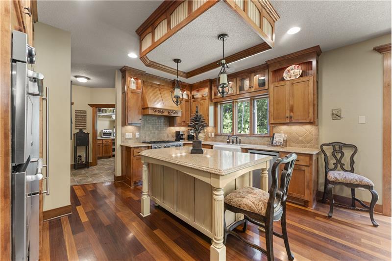 
                            Property Image 24