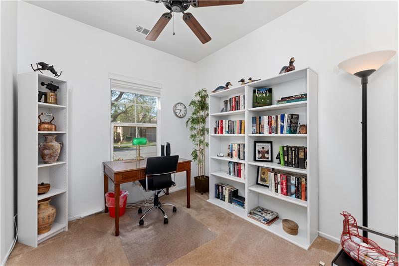 Den area / Flex Room