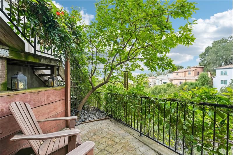 
                            Property Image 68