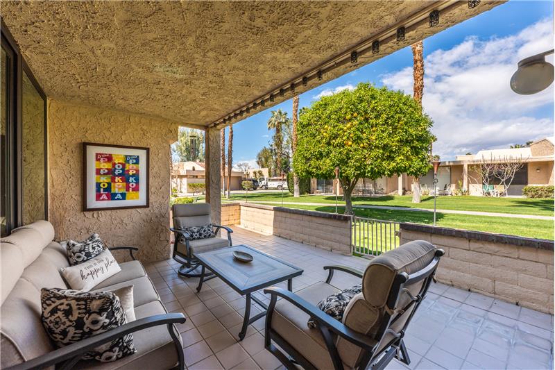 Patio with Gas Line For BBQ