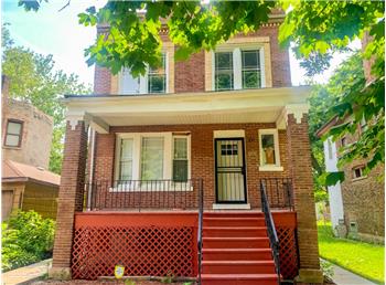 Primary listing photos for listing ID 574047