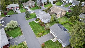 Ideally located near town, parkways, shopping, and transportationset across two peaceful cul-de-sac locations