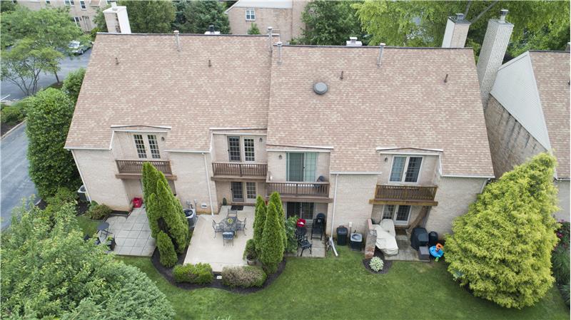 7 Rampart Drive - Aerial View Back