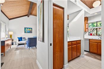 Kitchen / Living Room