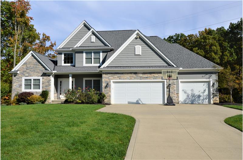 Welcome to 7040 Twin Creeks Ct.