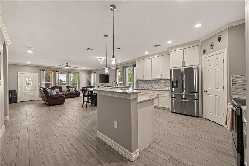 
                            Property Image 37