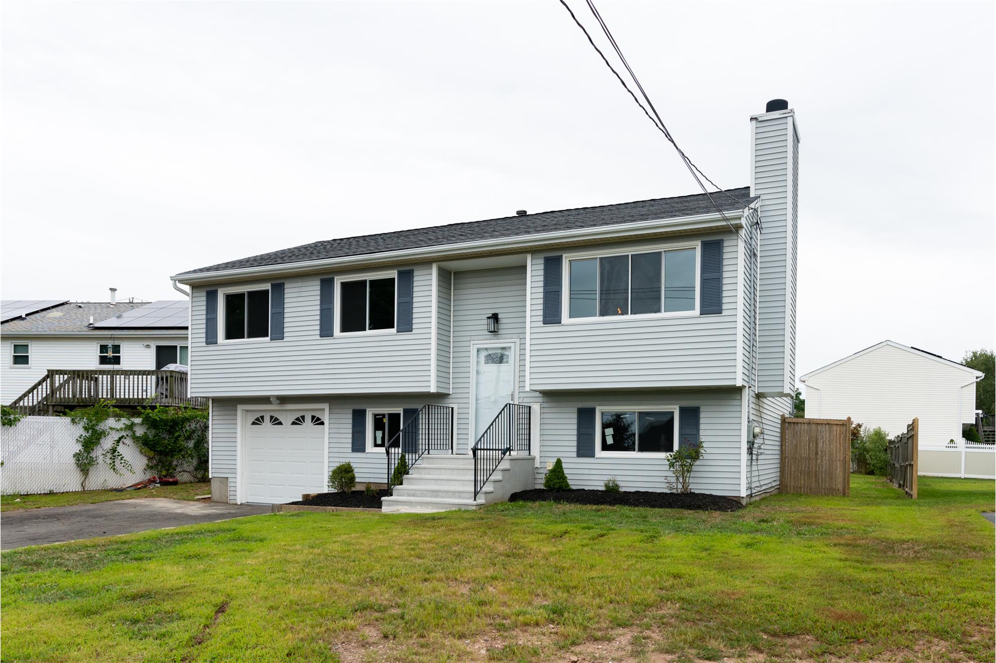 711 Silver Sands Rd, Trumbull, CT 06611 MLS 170230090 By Eric