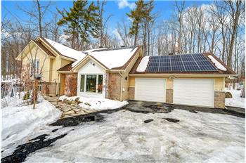 712 Flat Rapids Road, Arnprior, ON