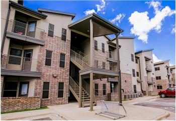 Primary listing photos for listing ID 544976