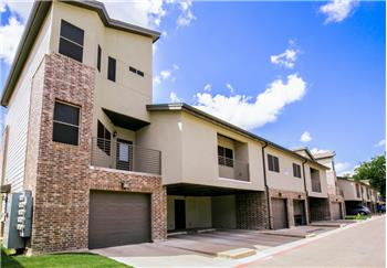 Primary listing photos for listing ID 544981