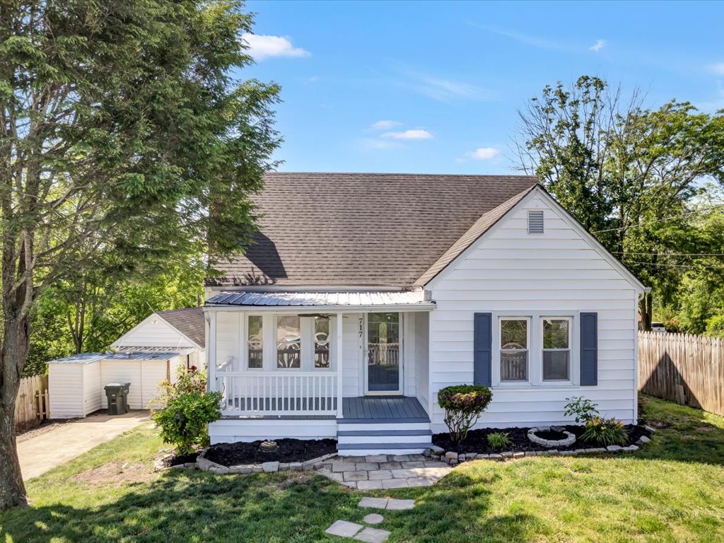 717 Carson St, Greeneville, TN 37743 MLS 700009 By Amy Shrader