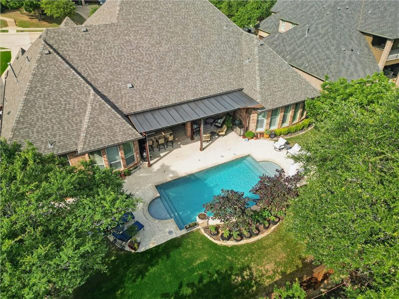 Private pool is hard to find!