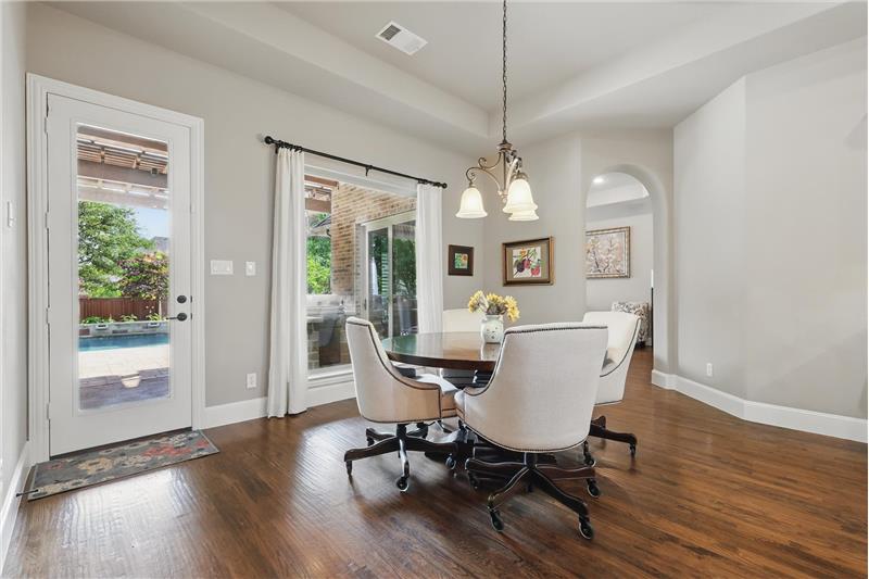 Large breakfast area