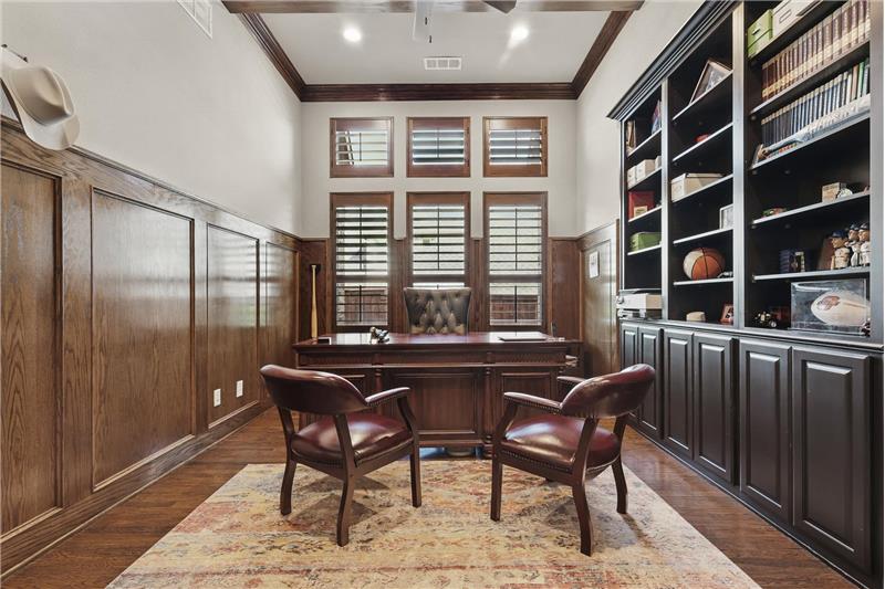 An office suited for the most productive of work environments
