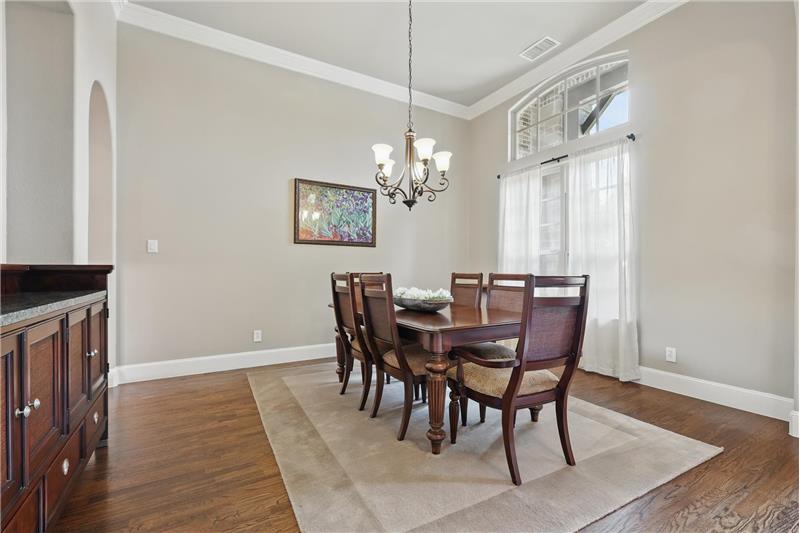 Natural light, plantation shutters, crown molding