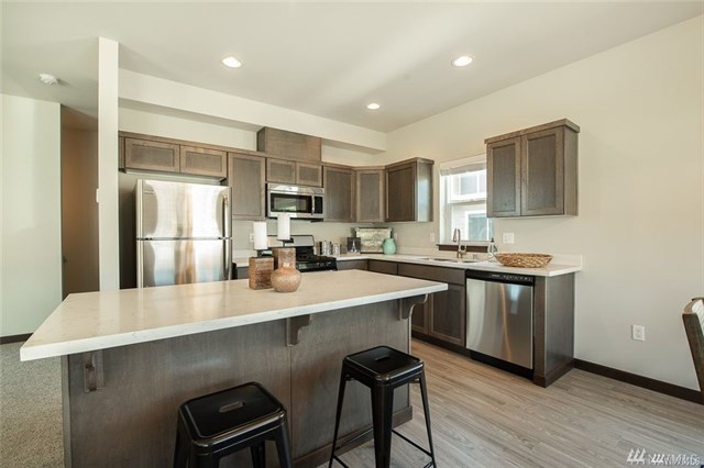 Kitchen with good working spaces