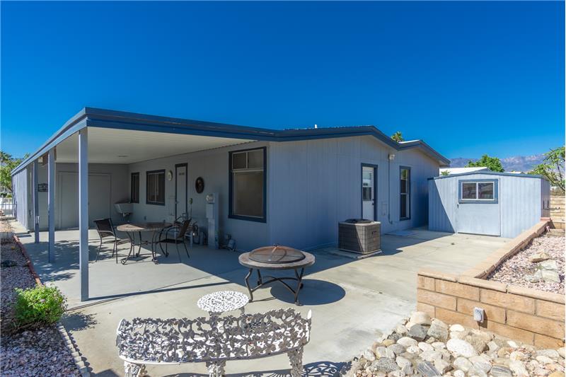 Big private patio in the back