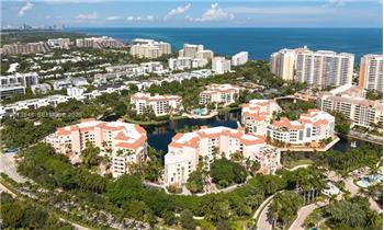 733 Crandon Blvd 406, Key Biscayne, FL