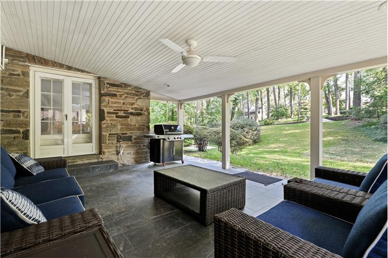 734 Braeburn Lane  - Outdoor space