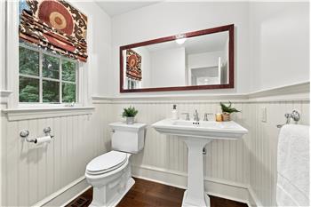 734 Braeburn Lane - Half bath