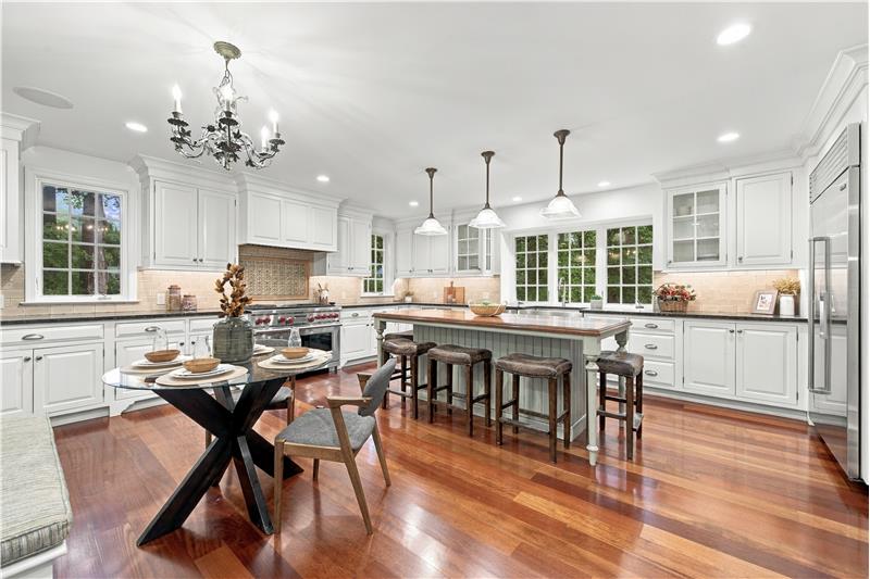 734 Braeburn Lane - Kitchen