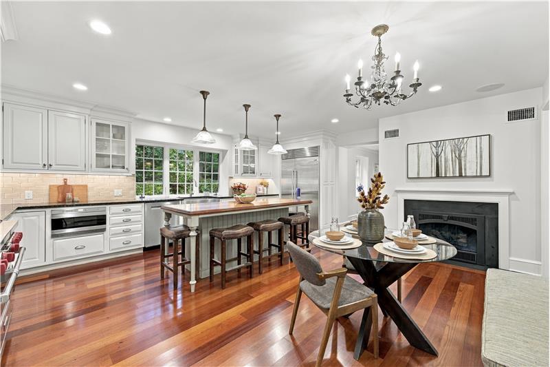 734 Braeburn Lane  - Kitchen