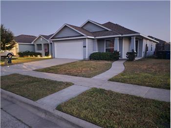 Primary listing photos for listing ID 589618