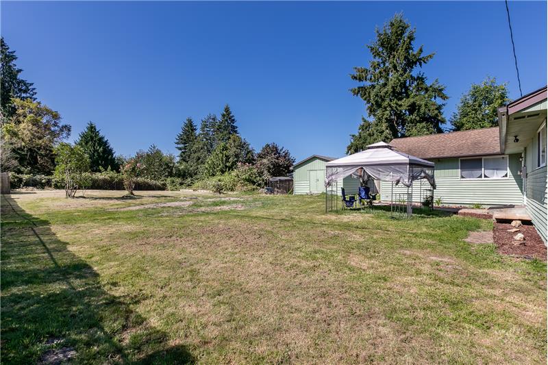 HUGE Back Yard!