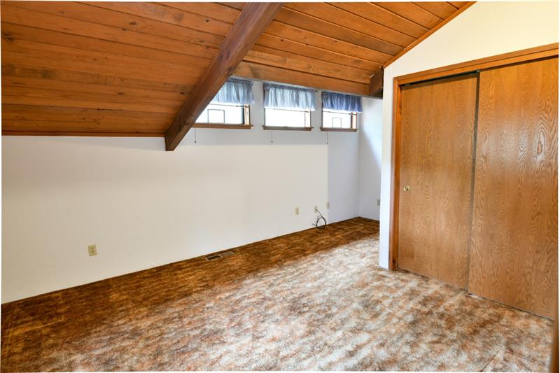 Another view of this bedroom.
