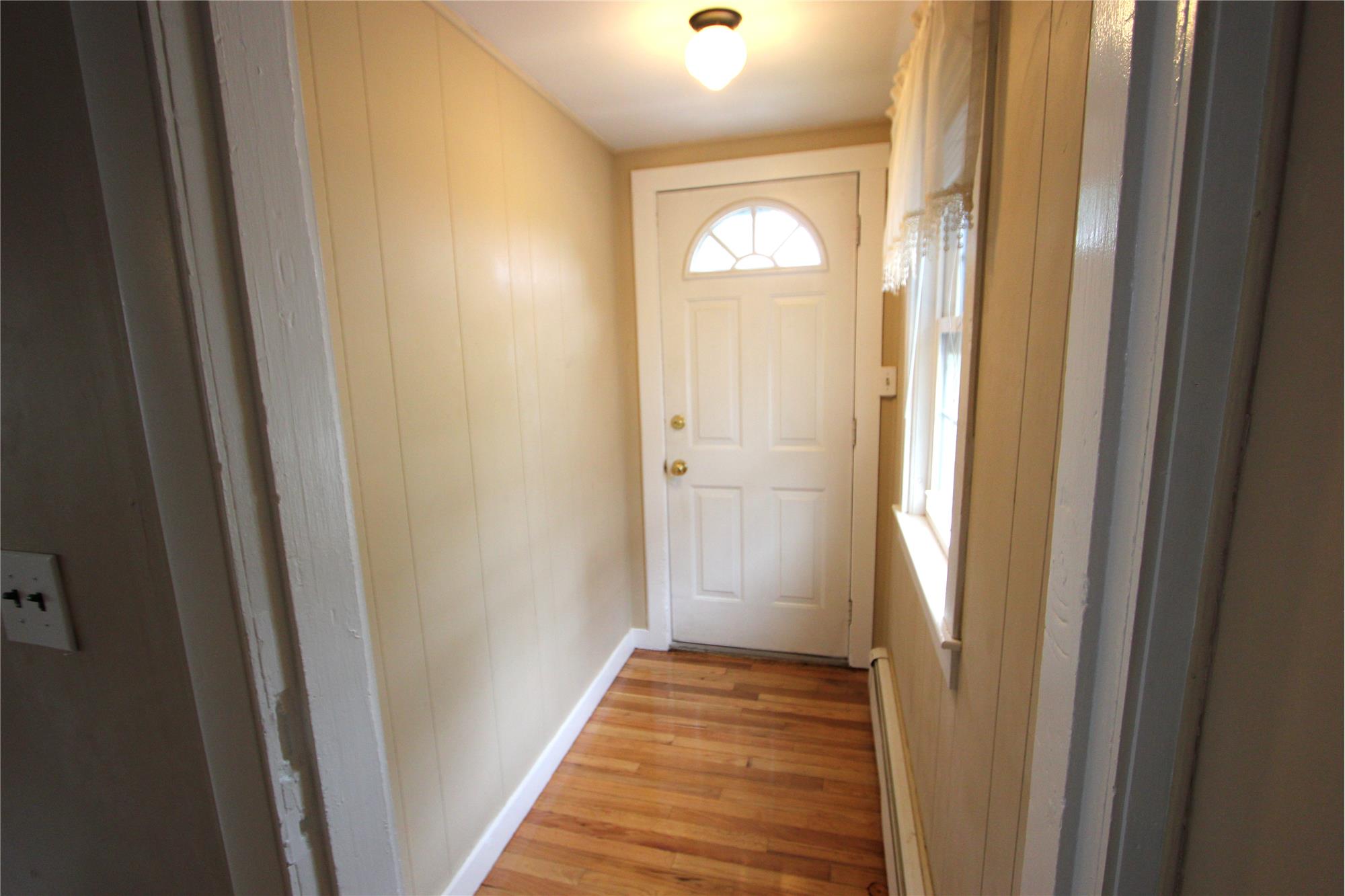 https://realbird.blob.core.windows.net/rb-photos/75-wachusett-st-franklin-ma-02038_H4E2S6K3_640978_638835572761907677_80x60.jpg