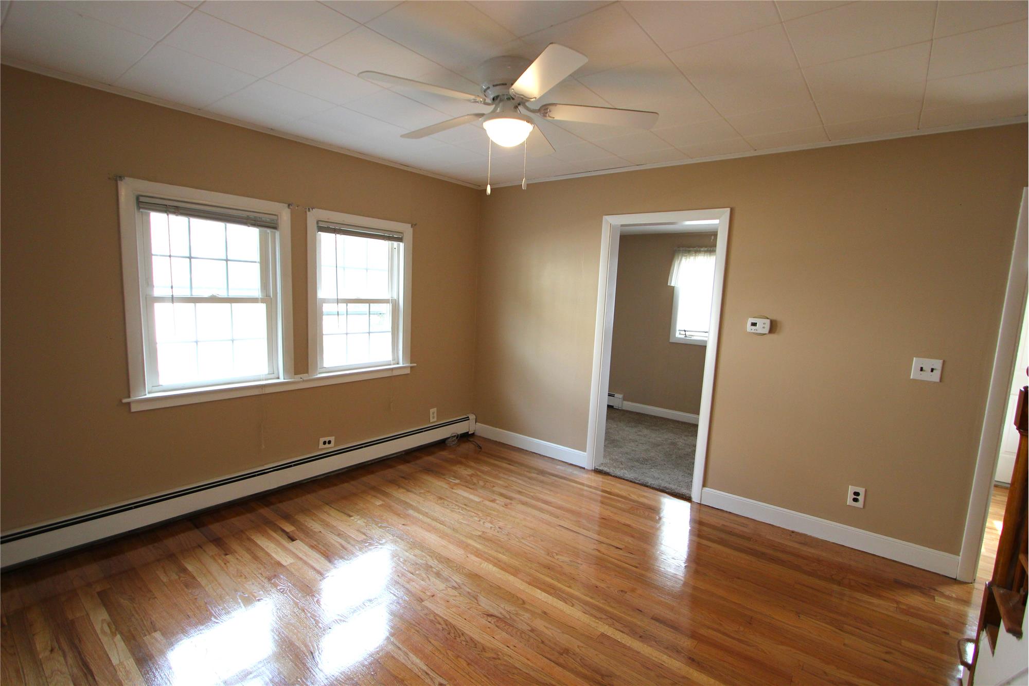 https://realbird.blob.core.windows.net/rb-photos/75-wachusett-st-franklin-ma-02038_H4E2S6K3_640978_638846499189597249_80x60.jpg