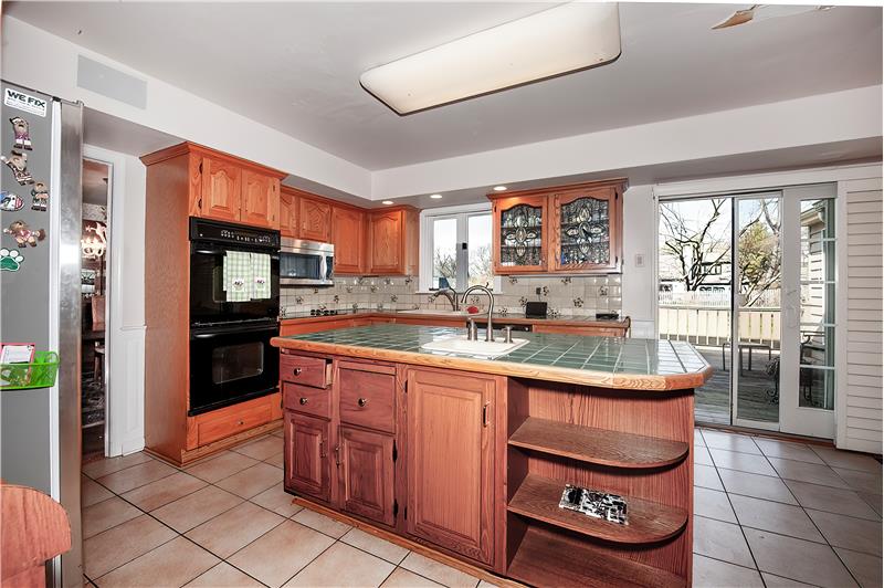 767 Gulph Rd - Kitchen