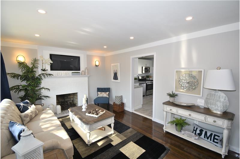 Living Room With High Hat Lighting