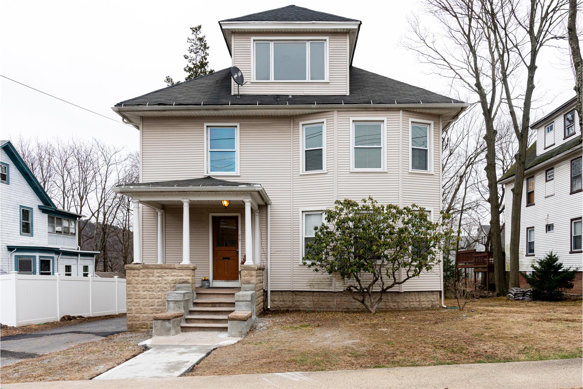 79 West Prospect Street, New Haven, CT 06515 MLS 170281400 By Eric