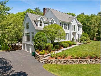 8 Riverside Terrace, Easton, MA