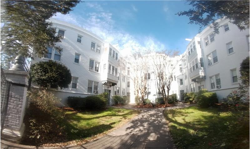 Private Courtyard for the Condo