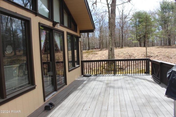 Over sized Deck for Grilling and Family Gathering