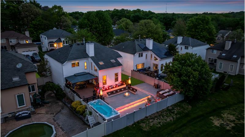 
                            Property Image 77