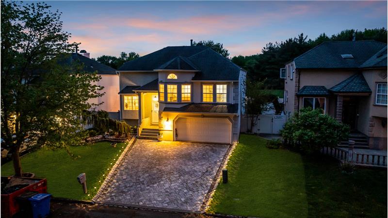 
                            Property Image 92