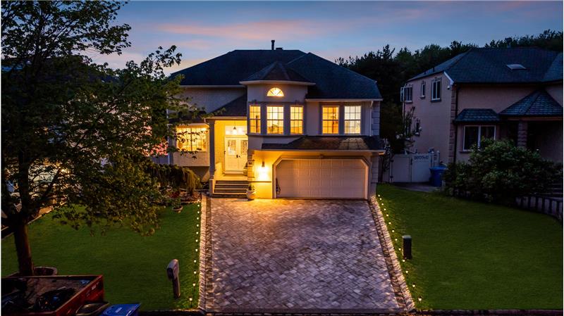 
                            Property Image 93