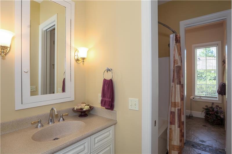 Bedroom 2 Ensuite Bathroom