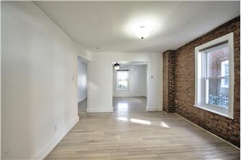 827 Aubrey Ave - Dining room